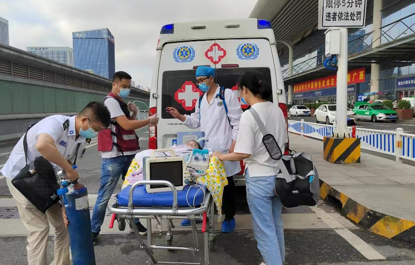 绥中县救护车出租公司